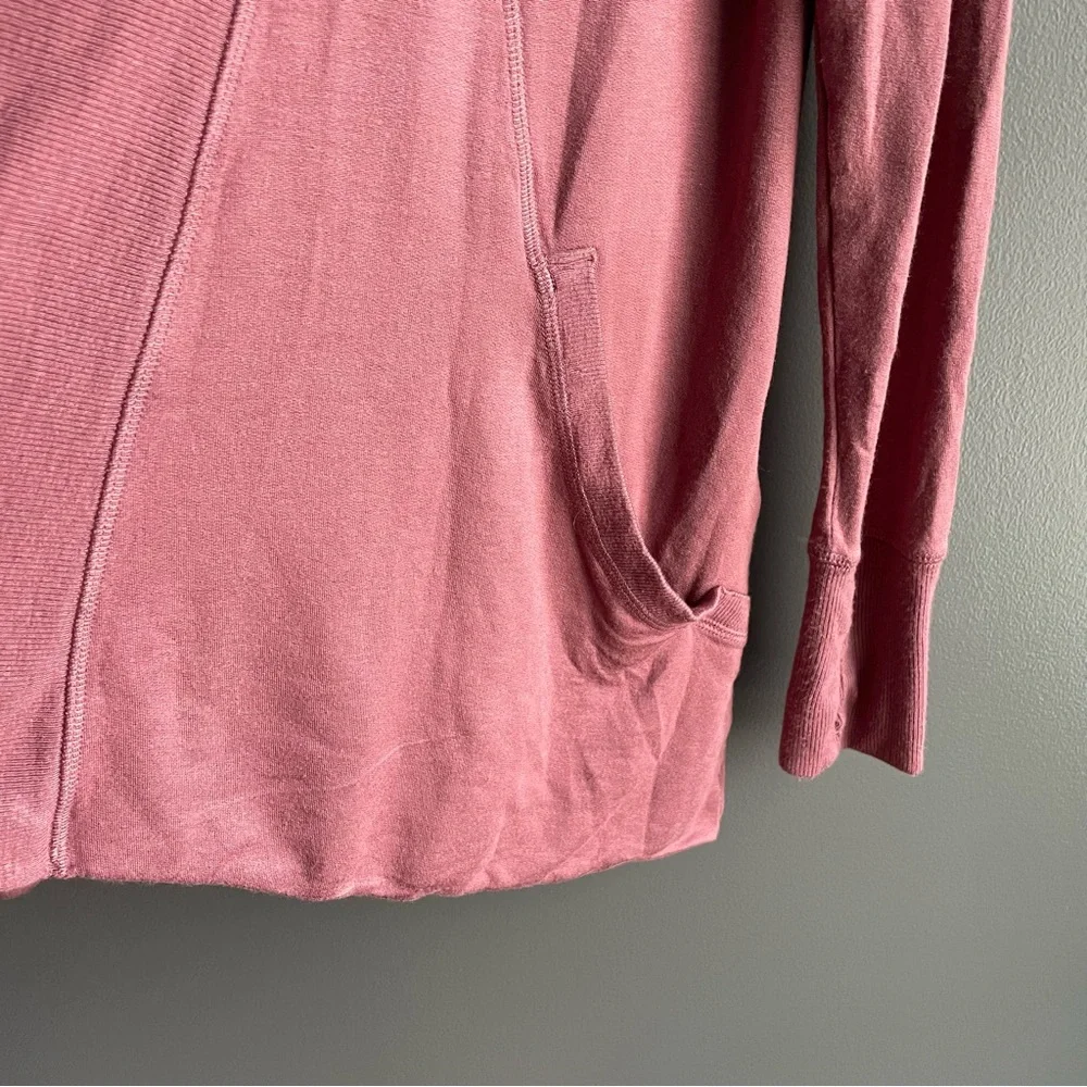 Athleta Pranayama Wrap in Tawny Rose - Picture 4 of 5